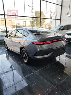 بی وای دی Qin Plus